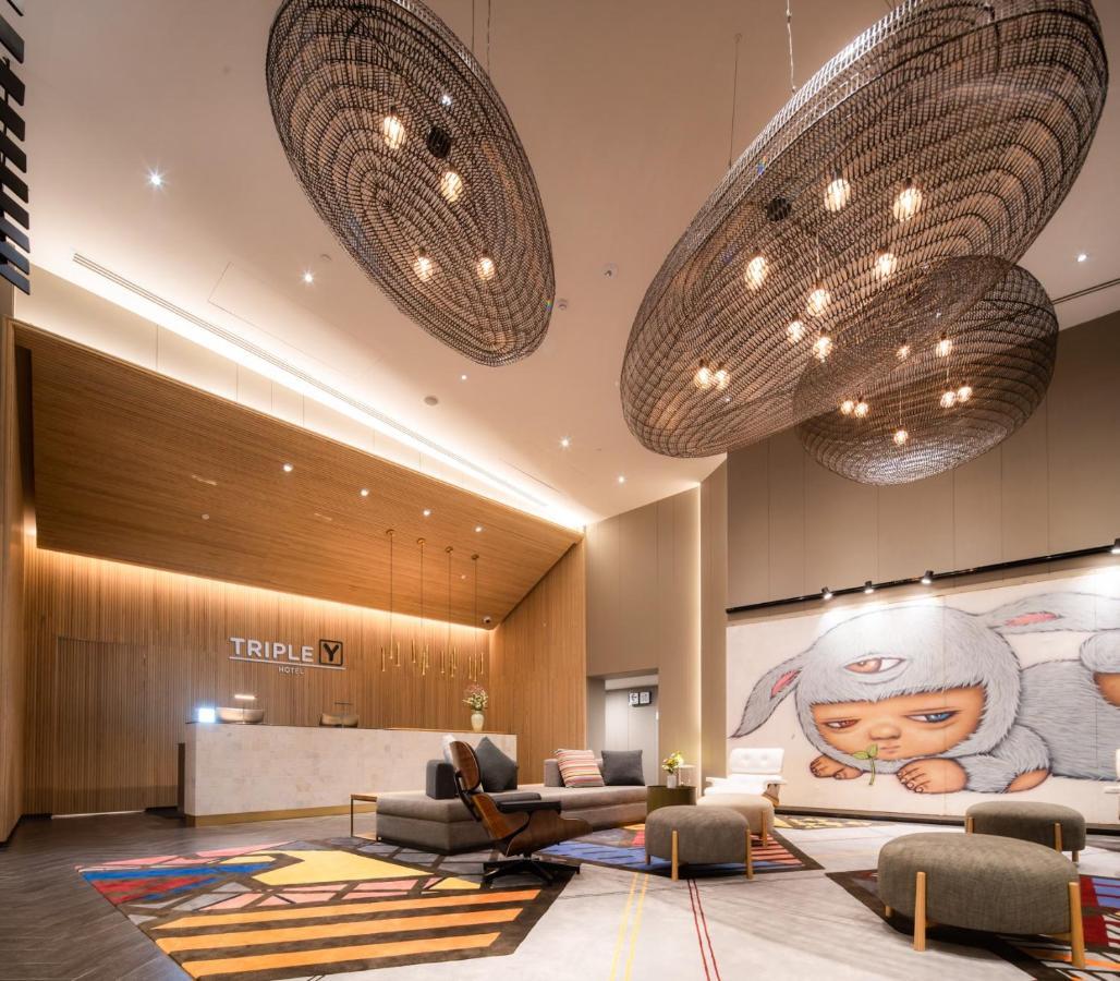 Triple Y Hotel Бангкок Экстерьер фото