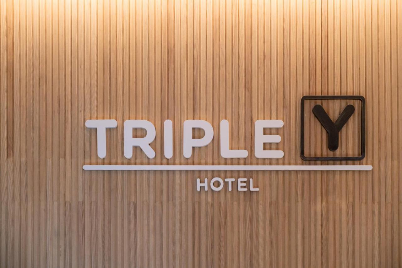 Triple Y Hotel Бангкок Экстерьер фото