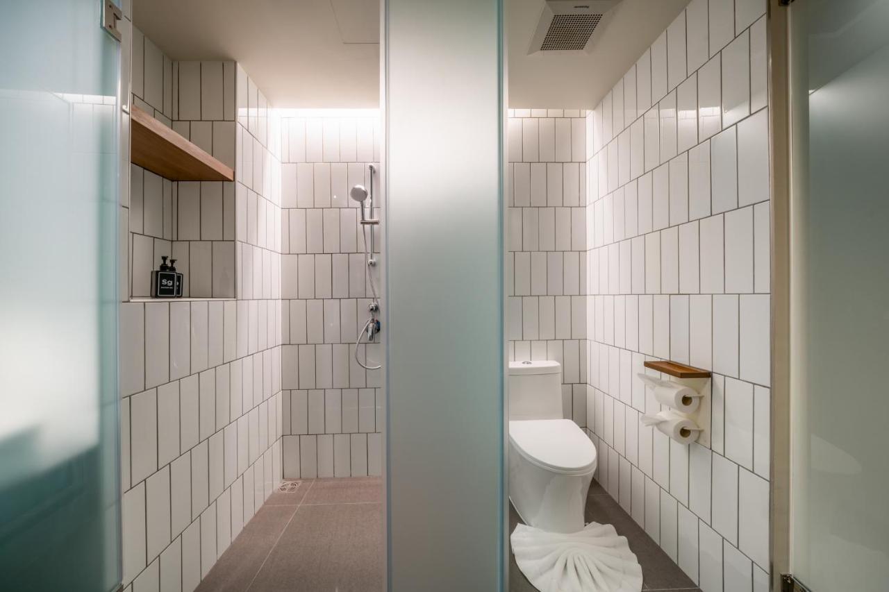 Triple Y Hotel Бангкок Экстерьер фото